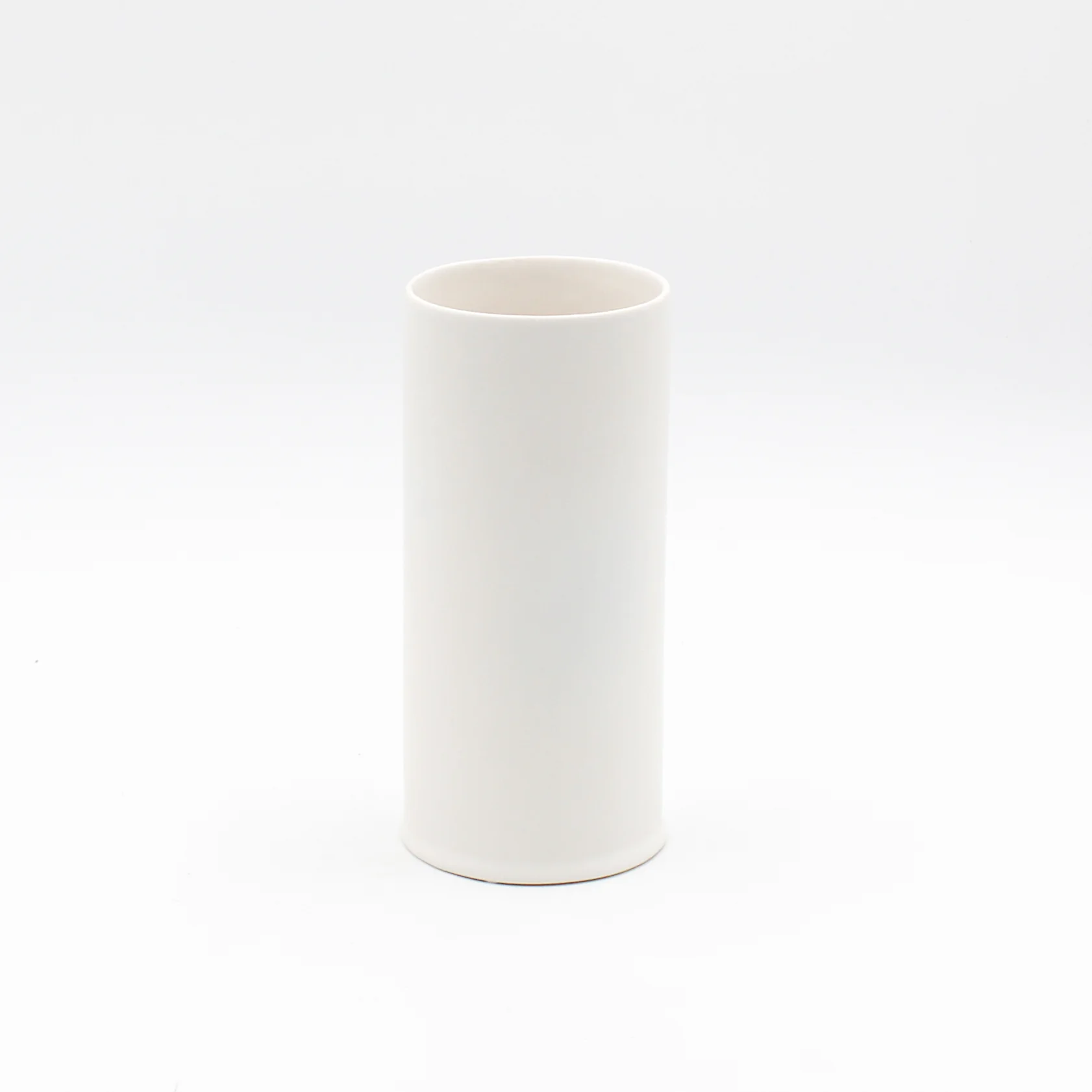 DBKD Astillbe Vase - Dust or White - Image 4